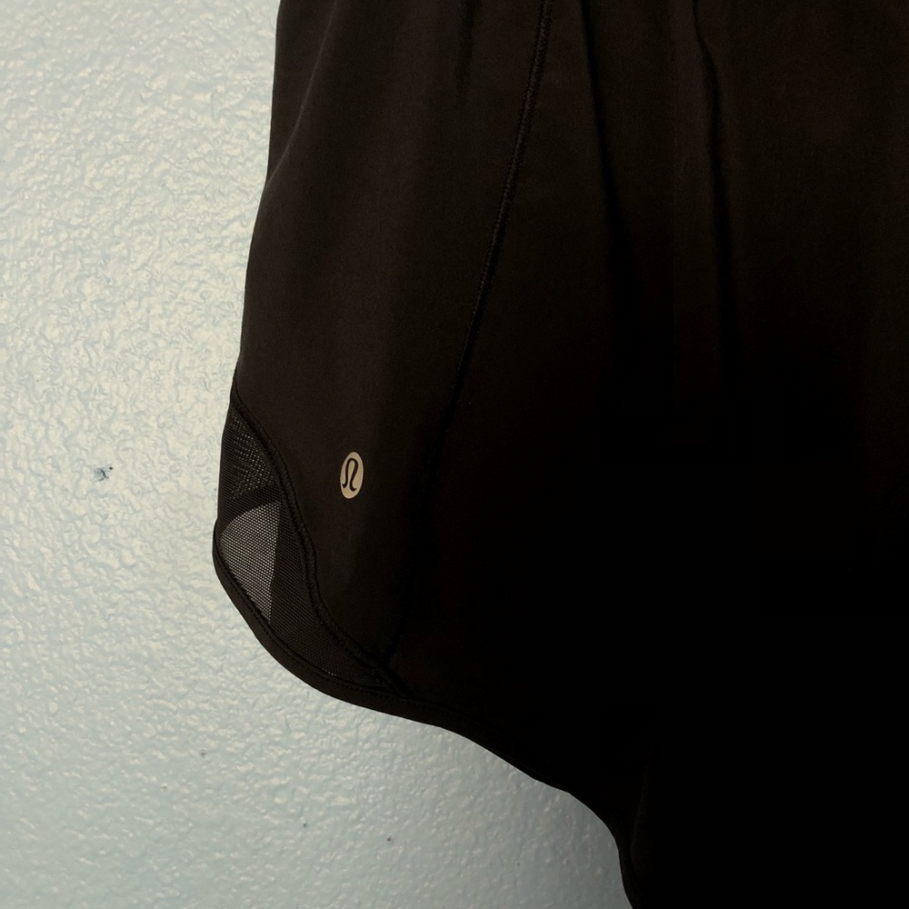 lulu lemon 2-in-1 shorts